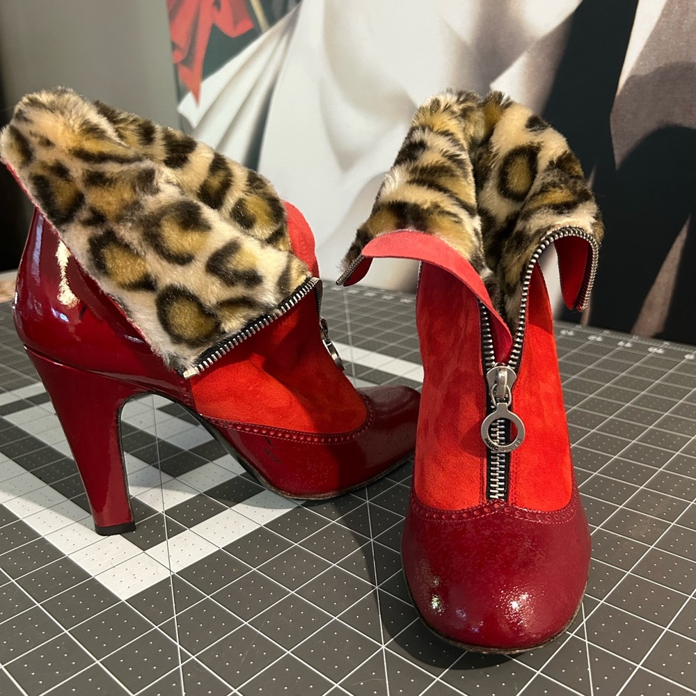 Marc Jacobs Red Patent Leather and Suede Heeled Bootie with Leopard Fur Lining